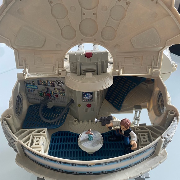 The Millennium Falcon Playschool brand. Excellent condition. Rare vintage find. - Picture 3 of 3